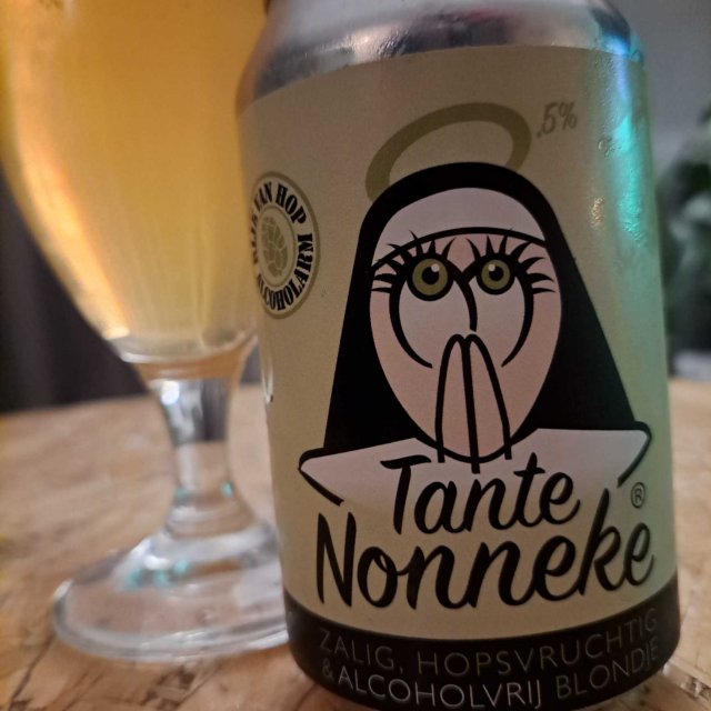 Tante Nonneke IPA beer without alcohol 0.5%